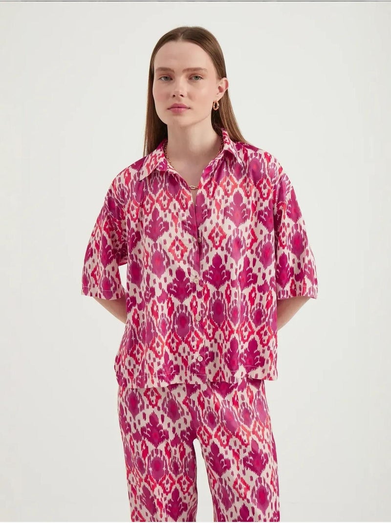 Camisa Boho em cetim com manga curta relaxada Multicolorido - Kiabi