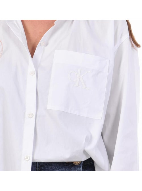 Camisa Branca de Mulher Calvin Klein Jeans Poplin Relaxed - Kiabi Camisa Branca de Mulher Calvin Klein Jeans Poplin Relaxed - Kiabi