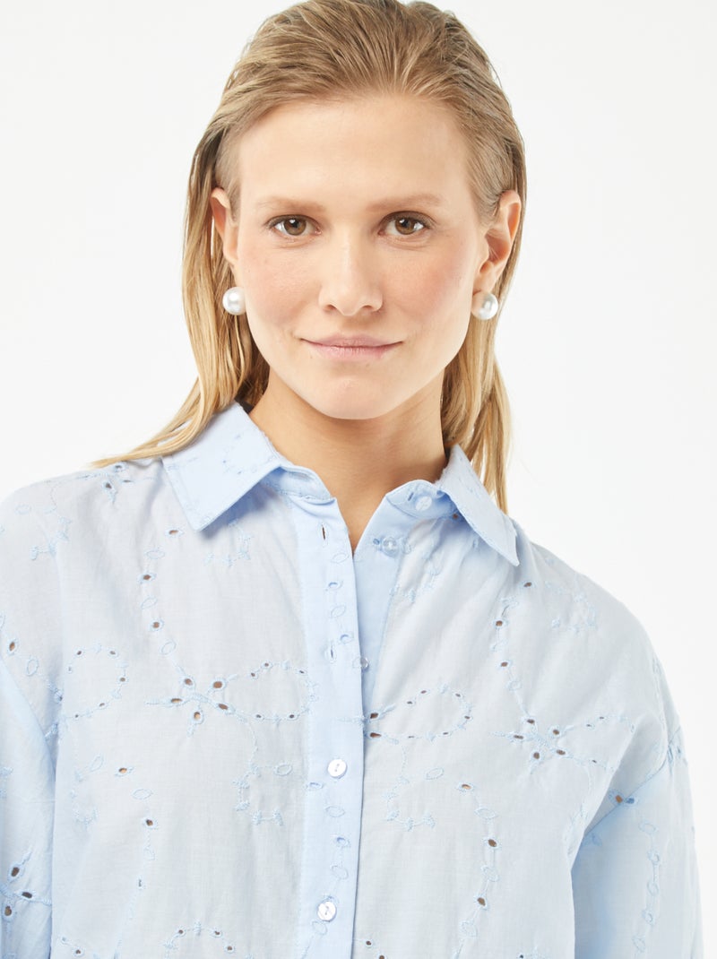 Camisa com bordado inglês AZUL - Kiabi