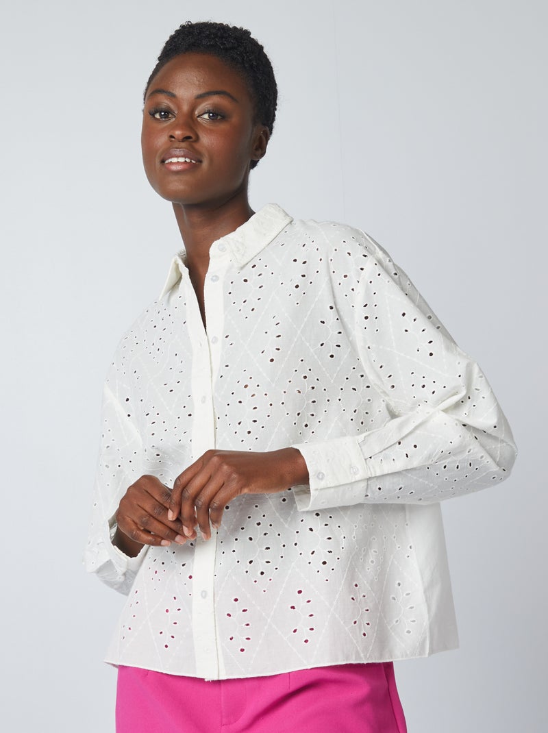 Camisa com bordado inglês BEGE - Kiabi
