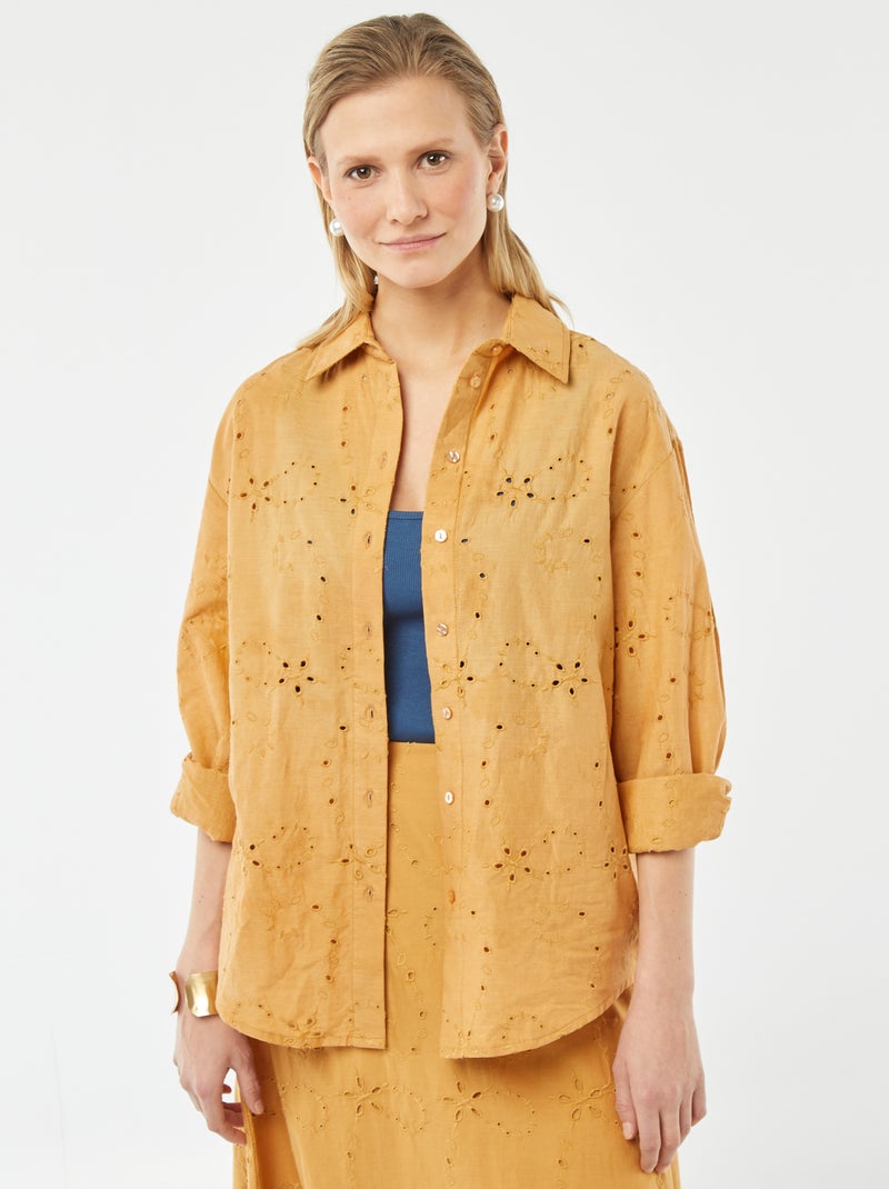 Camisa com bordado inglês BEGE - Kiabi