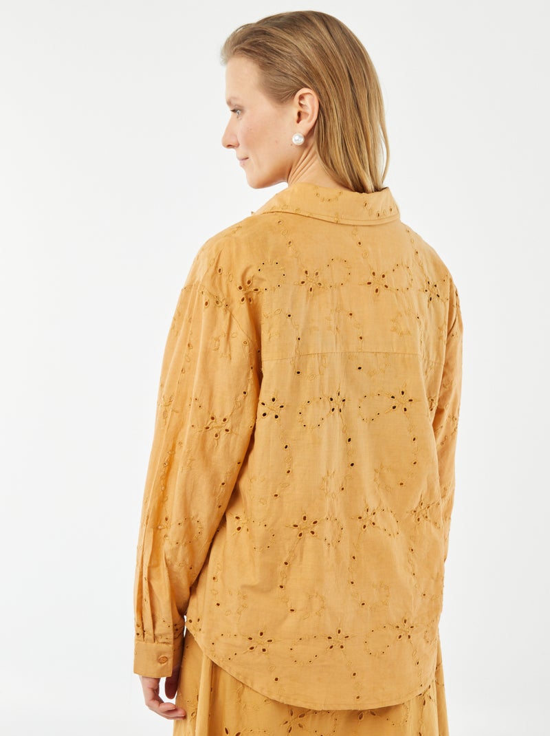 Camisa com bordado inglês BEGE - Kiabi