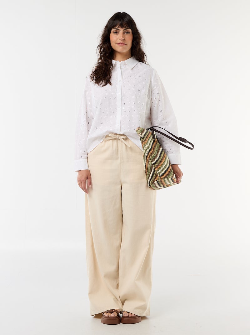 Camisa com bordado inglês e detalhes ondulados Branco - Kiabi