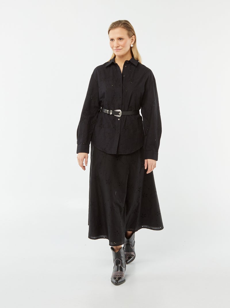 Camisa com bordado inglês Preto - Kiabi