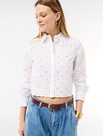 Camisa com bordados all over