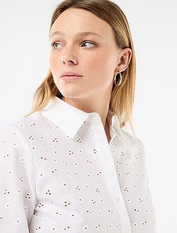Camisa com bordados all over