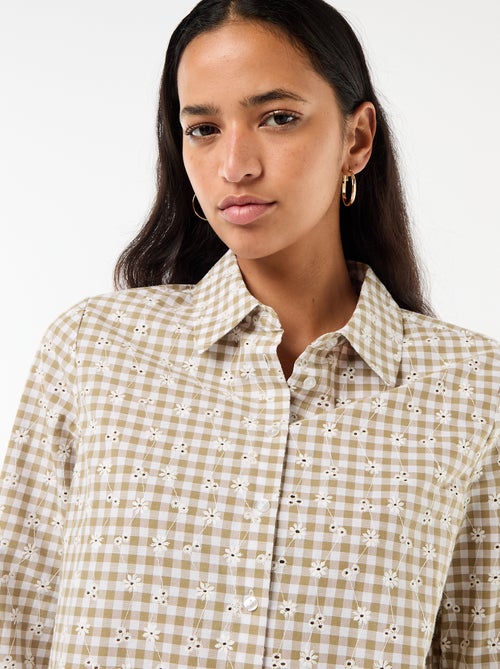 Camisa com bordados all over - Kiabi