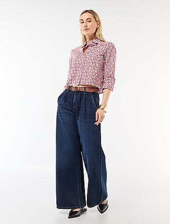 Camisa com bordados all over