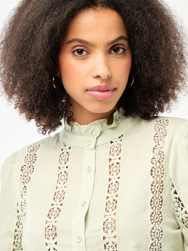 Camisa com bordados ingleses e folhos na gola Verde - Kiabi