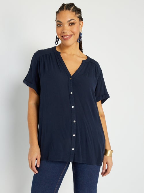Camisa com colarinho em bico com motivos - Kiabi