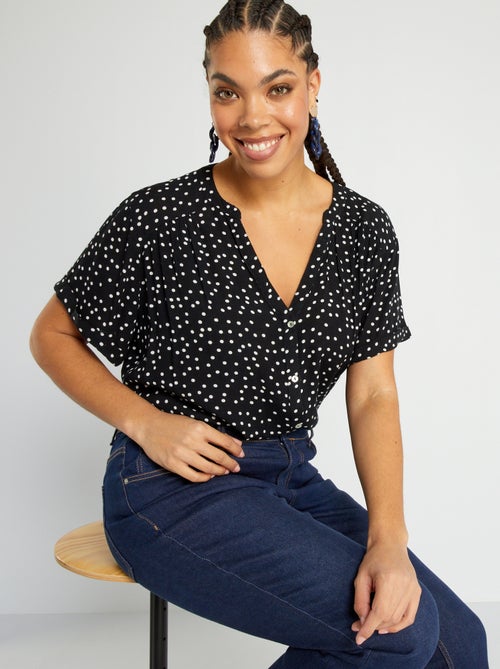 Camisa com colarinho em bico com motivos - Kiabi
