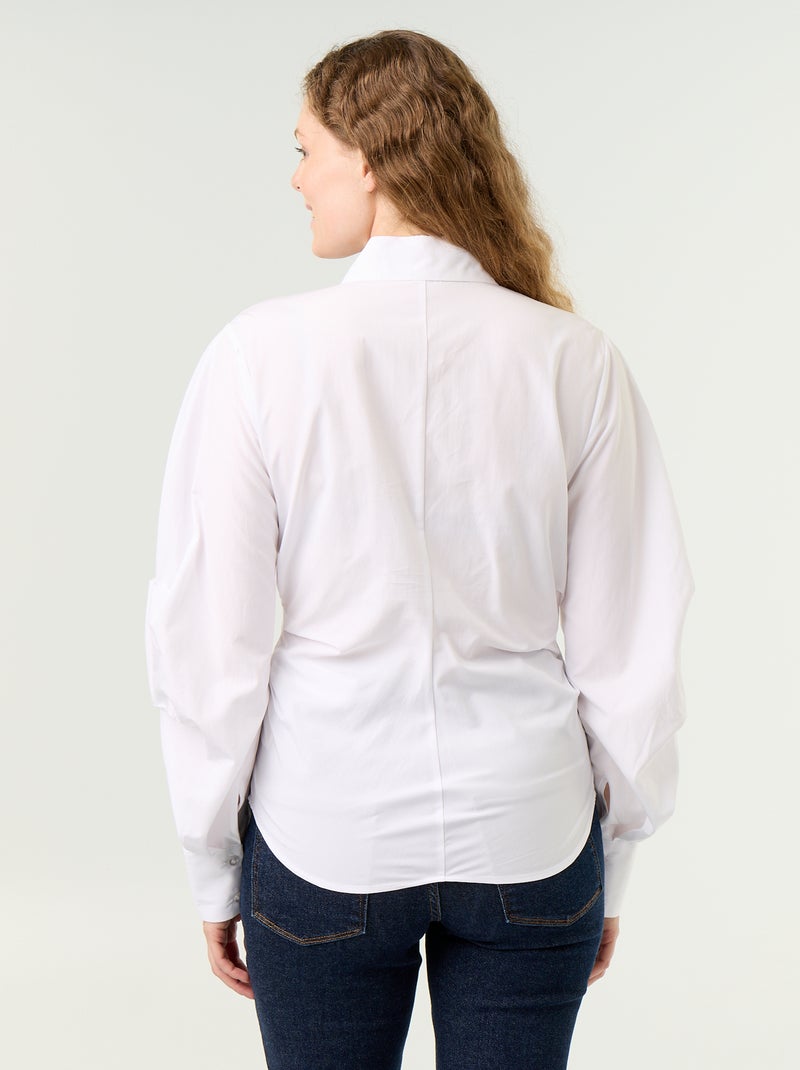 Camisa com corte fantasia e ajuste à frente Branco - Kiabi