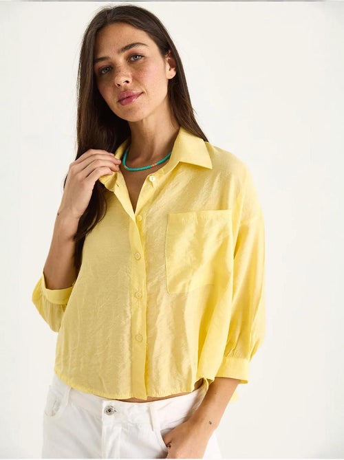 Camisa com detalhe de bolso único e manga curta lucci - Kiabi Camisa com detalhe de bolso único e manga curta lucci - Kiabi