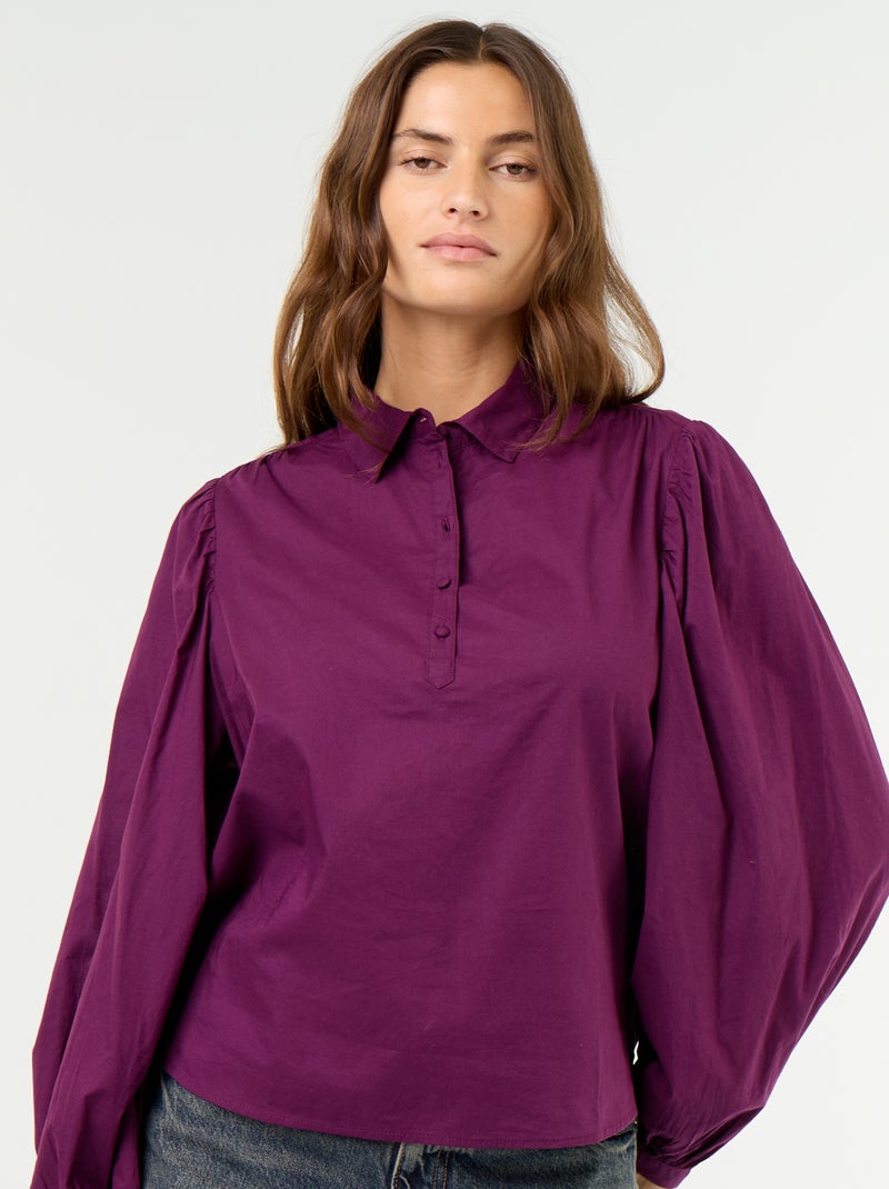 Camisa com gola abotoada Violeta - Kiabi