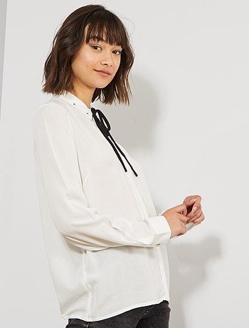 Camisa com gola bordada e com laço - Kiabi