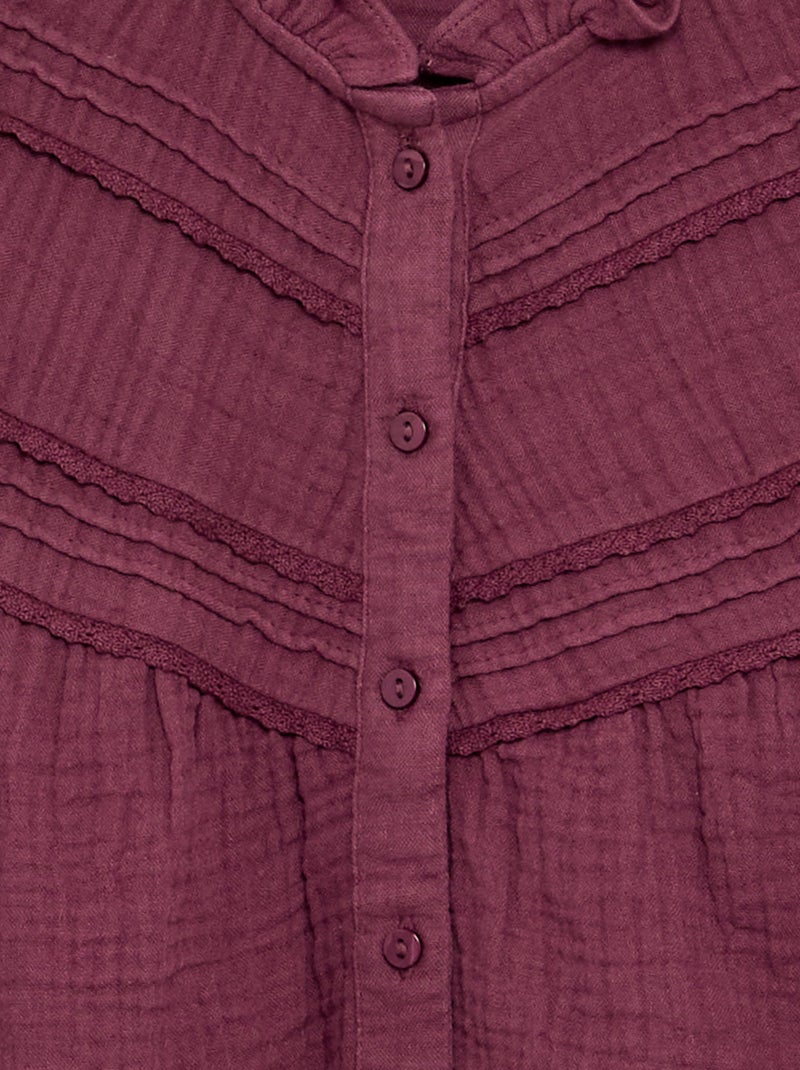 Camisa com gola com folhos e bordados Violeta - Kiabi