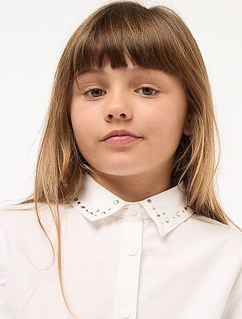Camisa com Gola de Bijuteria Falsa