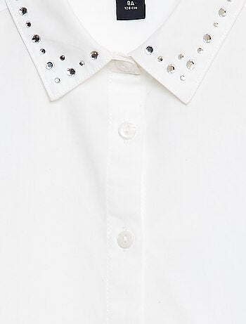 Camisa com Gola de Bijuteria Falsa