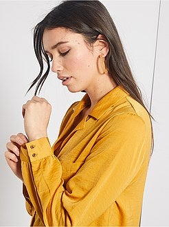 Camisa comprida acetinada - Kiabi