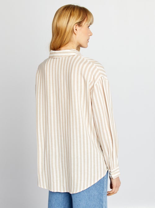 Camisa comprida com bolso frontal com 20% de linho - Kiabi