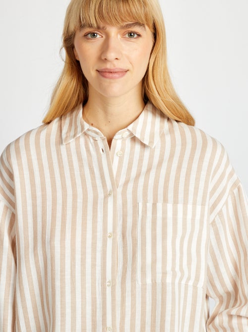 Camisa comprida com bolso frontal com 20% de linho - Kiabi