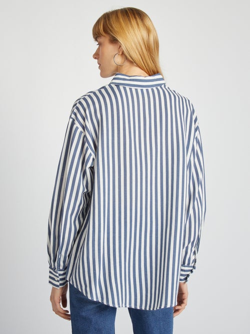 Camisa comprida com bolso frontal com 20% de linho - Kiabi