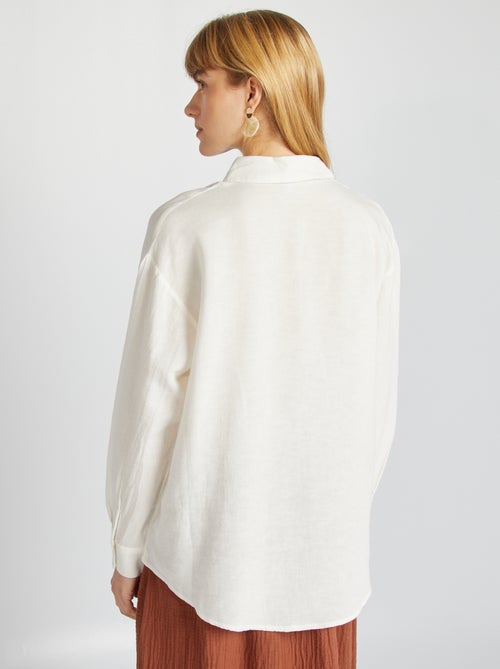 Camisa comprida com bolso frontal com 20% de linho - Kiabi