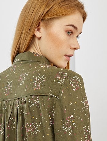 Camisa comprida e fluida estampada 'flores' - Kiabi