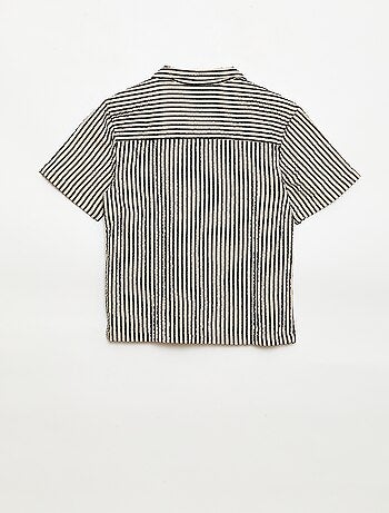 Camisa creponada de manga curta