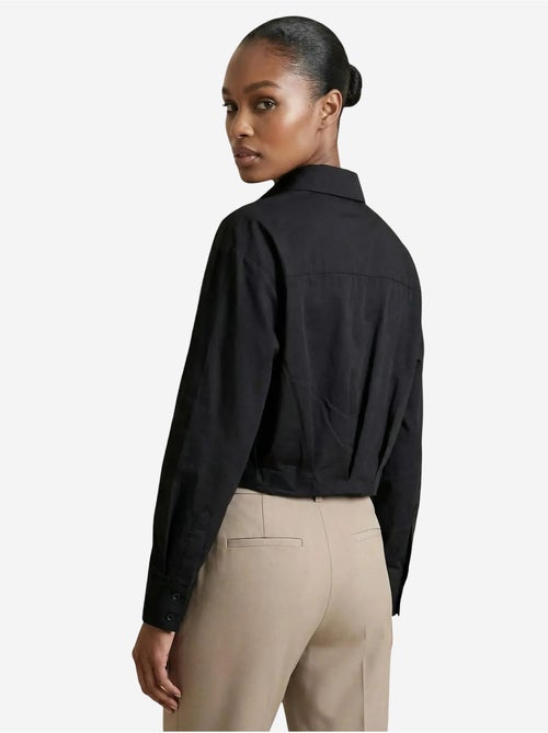 Camisa crop casual com botões my fashion - Kiabi Camisa crop casual com botões my fashion - Kiabi