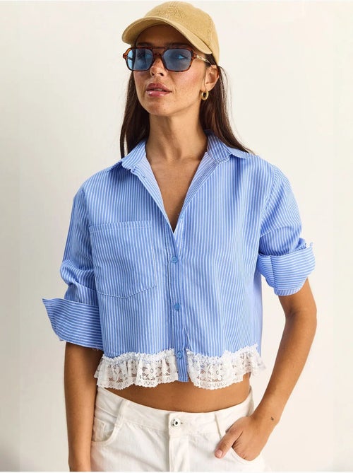 Camisa cropped às riscas com abotoamento à frente lucci - Kiabi Camisa cropped às riscas com abotoamento à frente lucci - Kiabi