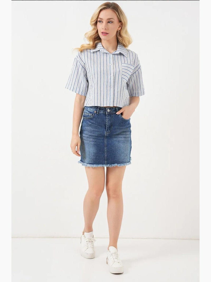 Camisa cropped às riscas com bolso bdart Azul claro - Kiabi