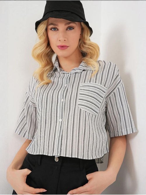 Camisa cropped às riscas com bolso bdart - Kiabi