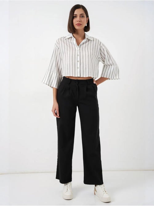Camisa cropped às riscas oversized com fecho de botões bdart - Kiabi Camisa cropped às riscas oversized com fecho de botões bdart - Kiabi