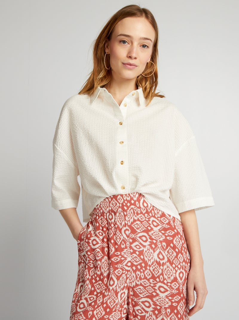 Camisa curta com cavas caídas Branco - Kiabi