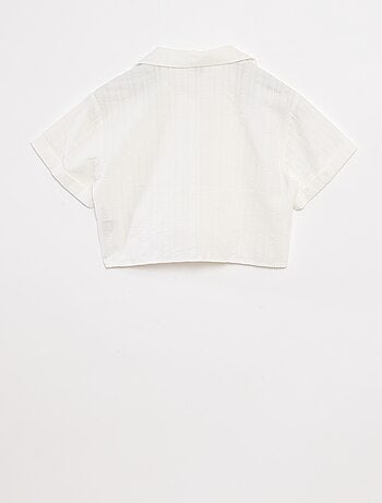 Camisa curta com laço