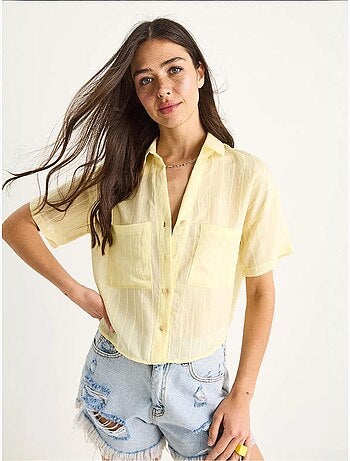 Camisa curta de viscose às riscas com detalhe de bolso duplo lucci