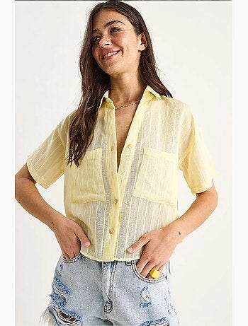 Camisa curta de viscose às riscas com detalhe de bolso duplo lucci