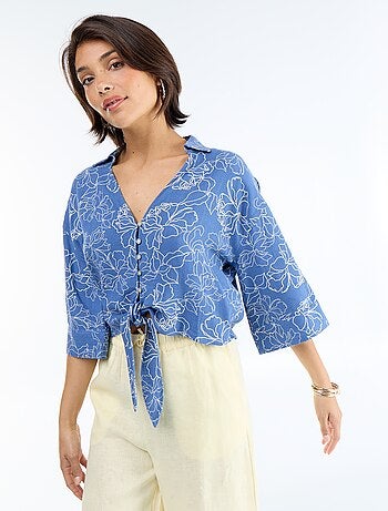 Camisa curta oversize com nó
