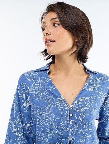 Camisa curta oversize com nó