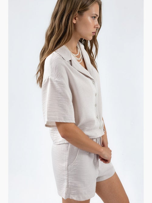 Camisa curta texturada com fecho de botões busem - Kiabi Camisa curta texturada com fecho de botões busem - Kiabi