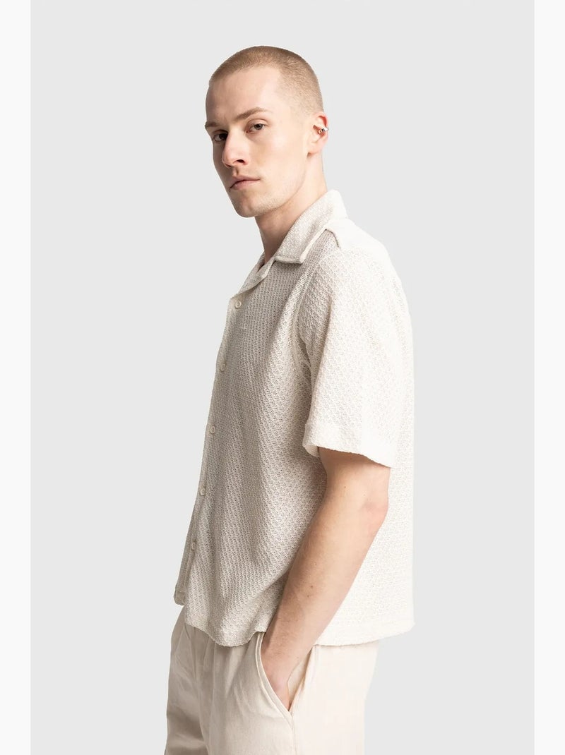 Camisa de algodão texturado de manga curta para homem giesto Creme - Kiabi