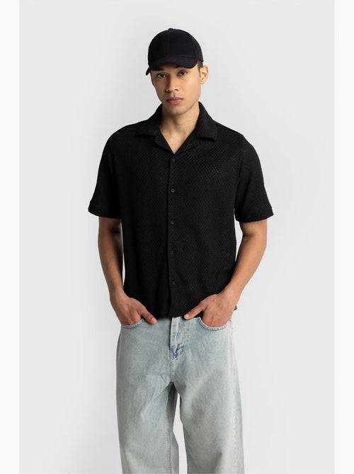 Camisa de algodão texturado de manga curta para homem giesto - Kiabi Camisa de algodão texturado de manga curta para homem giesto - Kiabi