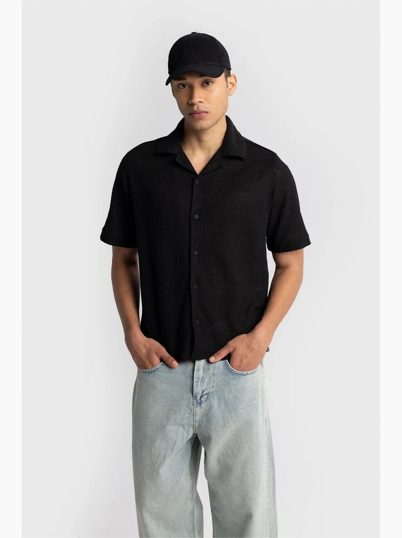 Camisa de algodão texturado de manga curta para homem giesto Preto - Kiabi