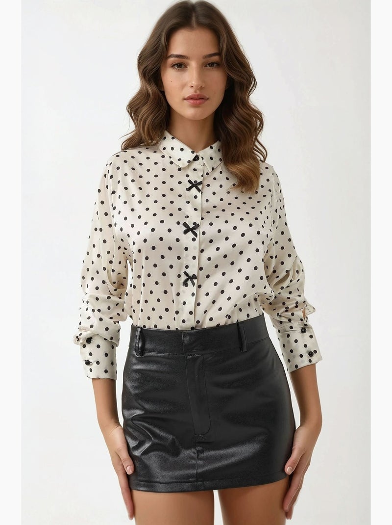 Camisa de cetim às bolinhas com botões hiccup Multicolorido - Kiabi