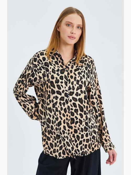 Camisa de cetim com estampado leopardo mixray - Kiabi Camisa de cetim com estampado leopardo mixray - Kiabi