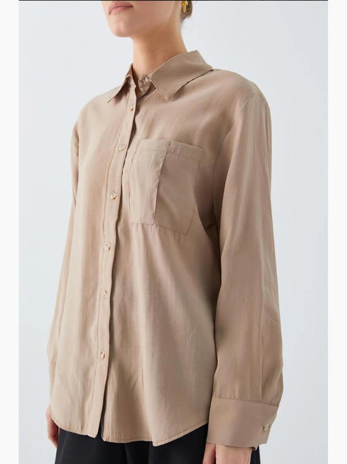 Camisa de corte descontraído com bolso mixray - Kiabi Camisa de corte descontraído com bolso mixray - Kiabi