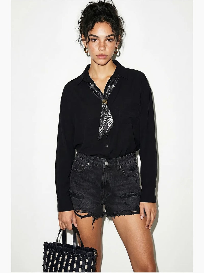 Camisa de corte solto com botões na frente e bolso lucci Preto - Kiabi