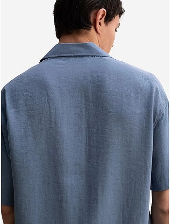 Camisa de crepe com detalhe de nó de corte descontraído para homem giesto