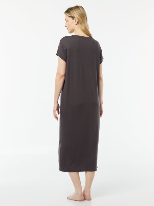 Camisa de dormir com corte de t-shirt fluida - Kiabi